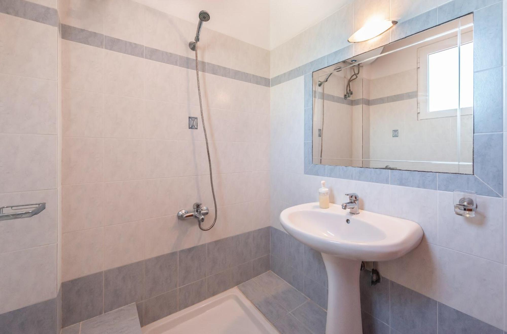Avesta Apartments - 200M From The Beach Vasilikos Quarto foto